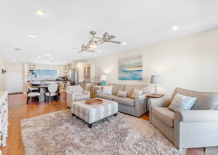 Needle Rush Point Unit D32 Holiday home