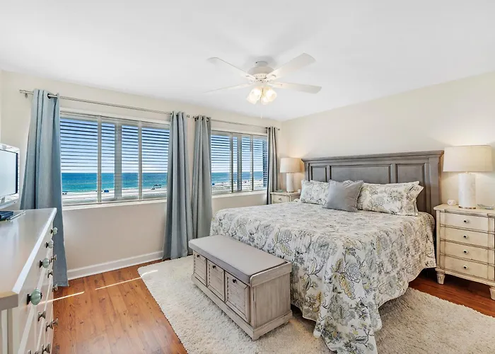 Needle Rush Point Unit D32 Holiday home